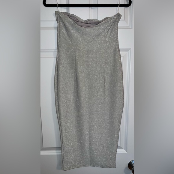 JLUXLABEL ‘Silver Star Tube Dress’ - Picture 3 of 6